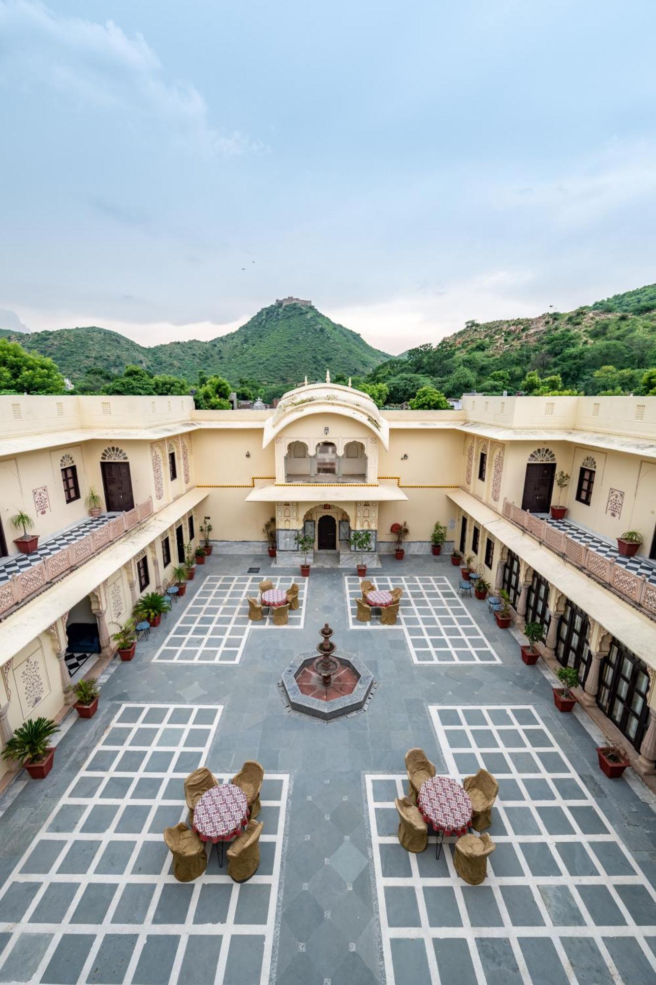 Dhulagarh Heritage Palace Hotel Near Jaipur Bānskhoh Zewnętrze zdjęcie